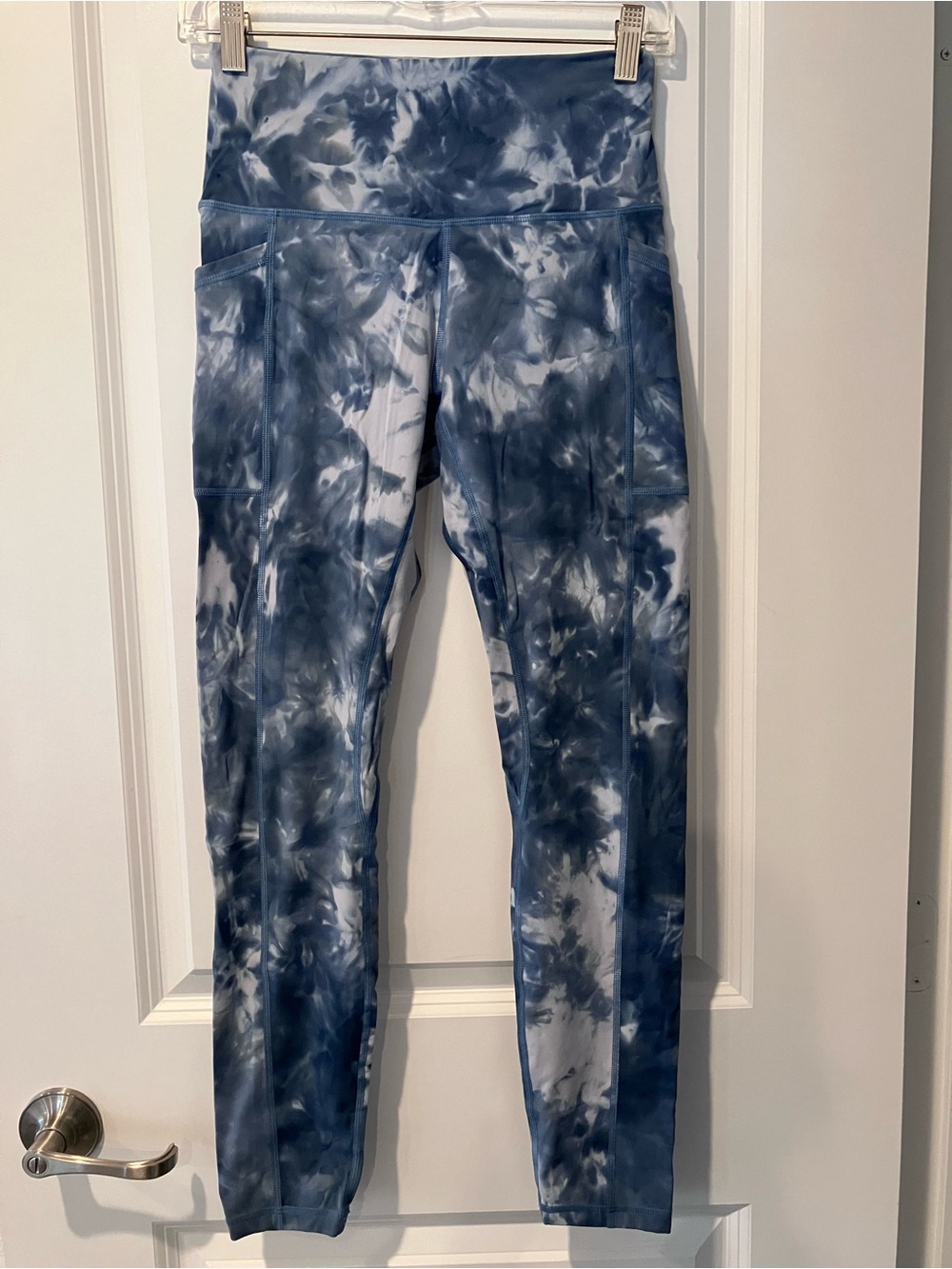 Senita Athletics Blue Tie-Dye Leggings with Side Pockets